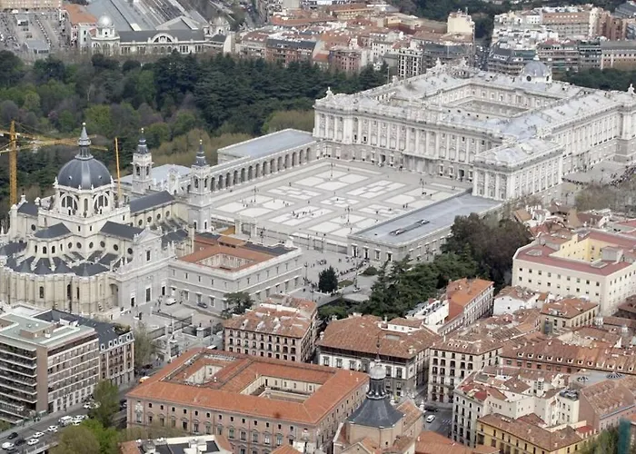 Moderno Y Funcional Apartamento En El Centro-El Rastro Madrid, Spagna