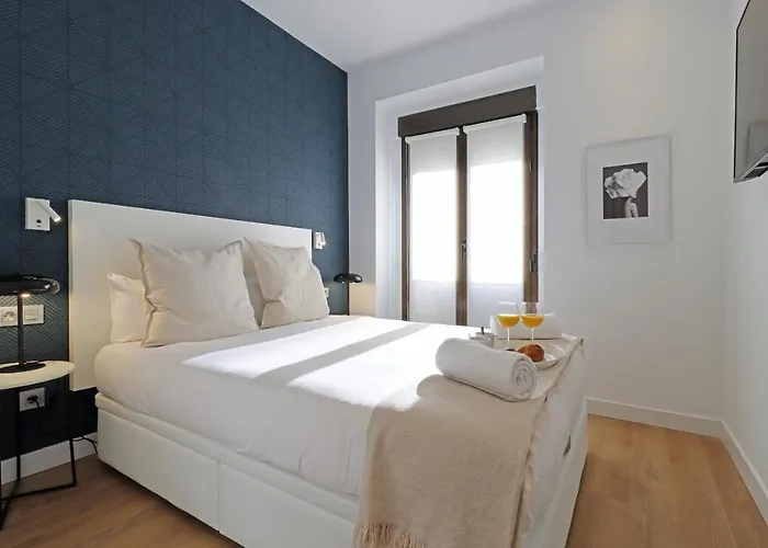 Reina Sofia Boutique II Apartment Madrid, Spain