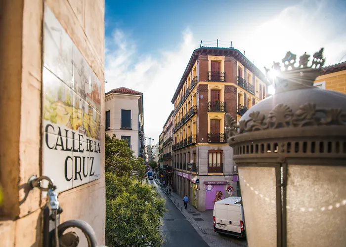 Apartamentos Cruz Madrid, Spain