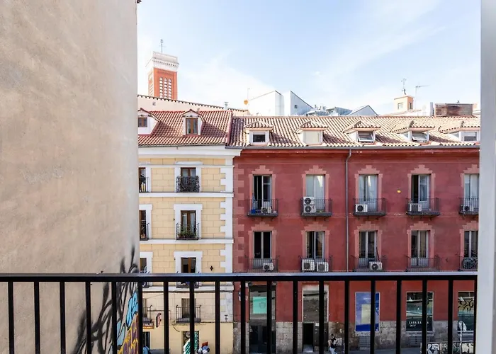 Los Apartamentos Jacinto Benavente Centro Madrid, Spagna
