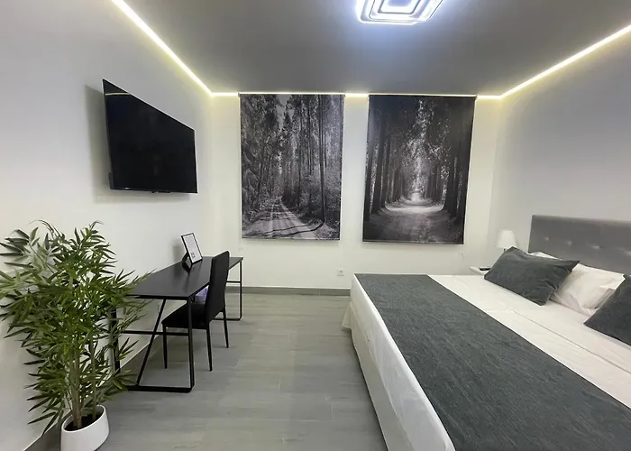 Suara Apartamentos 3 Madrid, Spagna