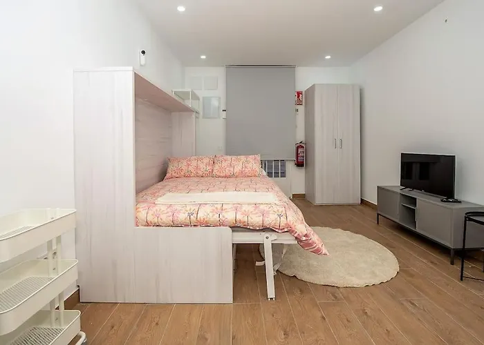 Estudio En Palacio La Latina Madrid, Spagna