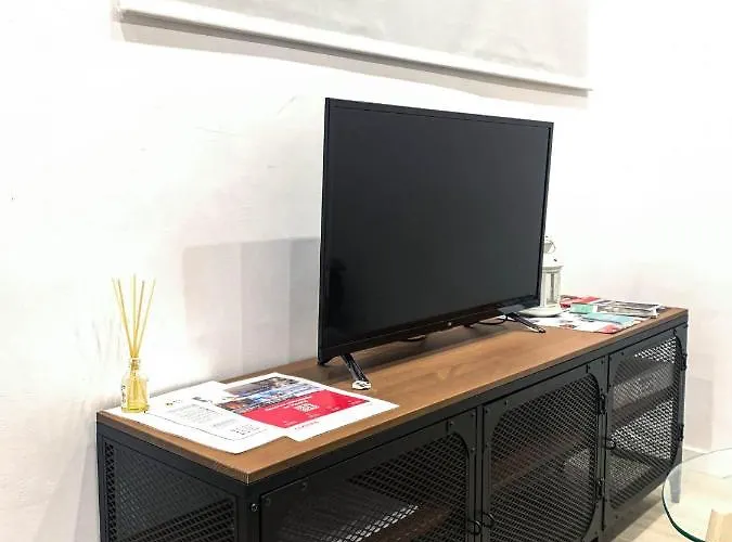 Pequeno Apartamento Reformado En El Centro Alquiler Temporal Madrid, Spagna