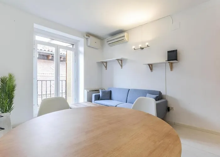 Apartamento Cava Baja Alquiler Temporal Madrid, Spagna