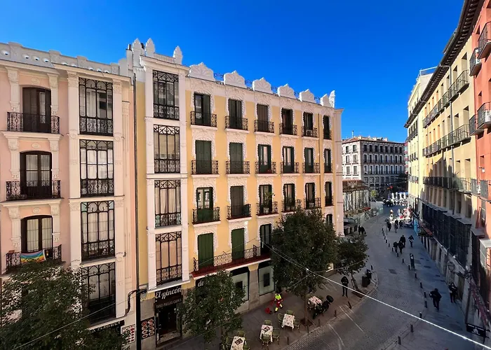 Loft Plaza Mayor 2 Temporal Madrid, Spagna