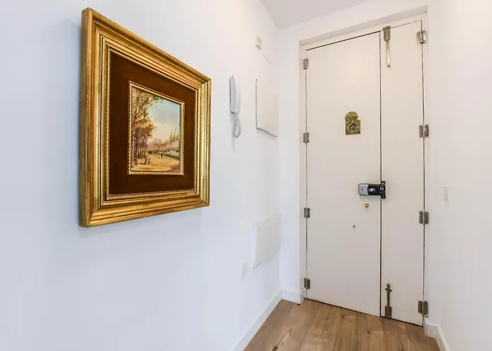 Apartamento Reformado En La Plaza Mayor Alquiler Temporal Madrid, Spagna