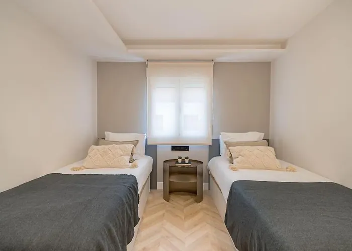 Location, Luxury & Style Best 4Bed In Madrid, Spain