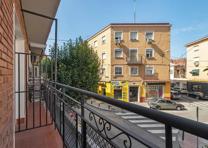 Madriver Apartamentos Reformados Con Parking Gratuito, Spagna