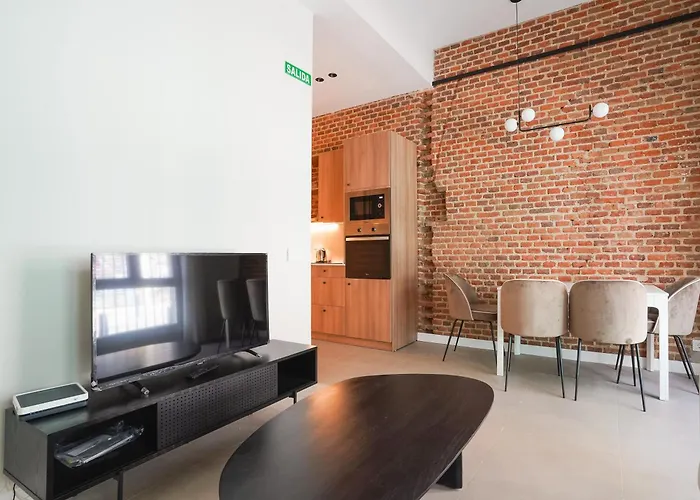 Modern Apartment-2Bedrooms 1Bath-Cuatro Caminos Madrid, España