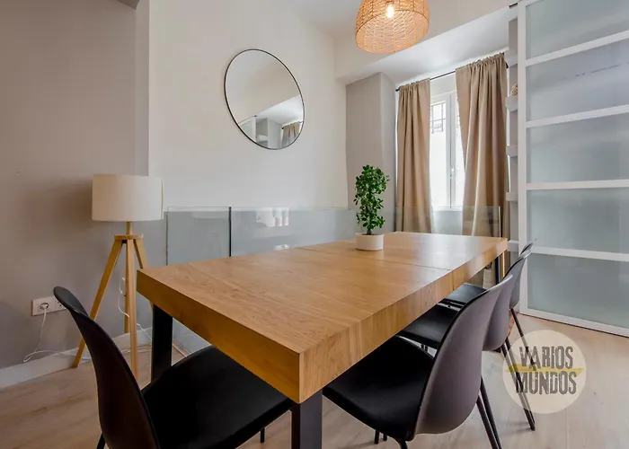 Estilo Y Amplitud Para 9 En San Vicente Ferrer E2 Madrid, Spagna