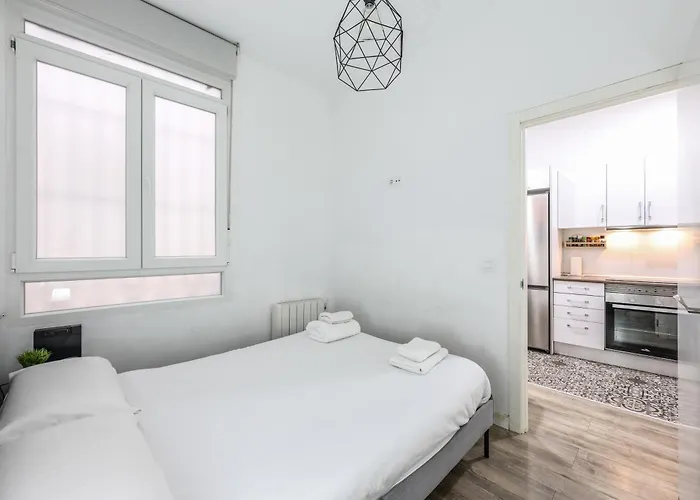 Appartamento Latina Corporate Housing With Billard &Darts Madrid, Spagna