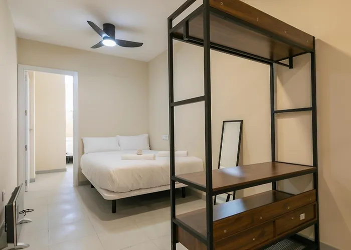 Homeabout Smart Rooms Tetuan - Sin Recepcion Madrid, Spain
