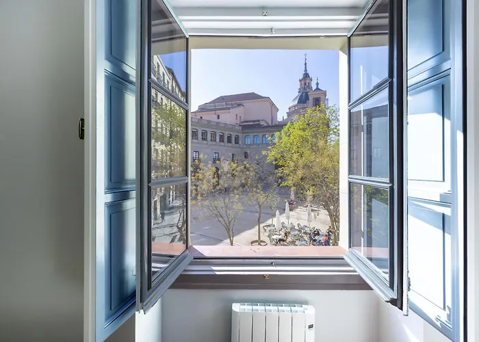 Precioso Apt En La Plaza De La Paja Latina Madrid, Spain