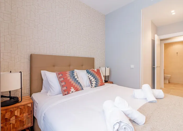 Home Art Apartments Bernabeu Madrid, Spania