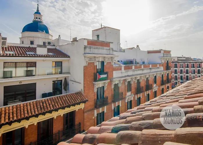 Retiro Para 3 En Sol, Conoce Concepcion Jeronima Madrid, Spagna