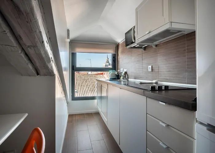 Cozy 1Bedroom Apartment Next To Plaza Mayor Madrid, Spagna