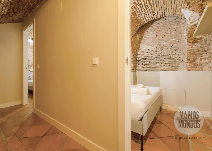 Bajo Duplex Para 7, Al Pie De Gran Via - E2 Madrid, Spagna