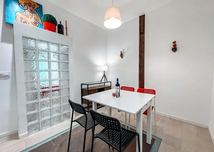 Fee4Me. Amazing Apartment In The Heart Of Lavapies Madrid, Spagna