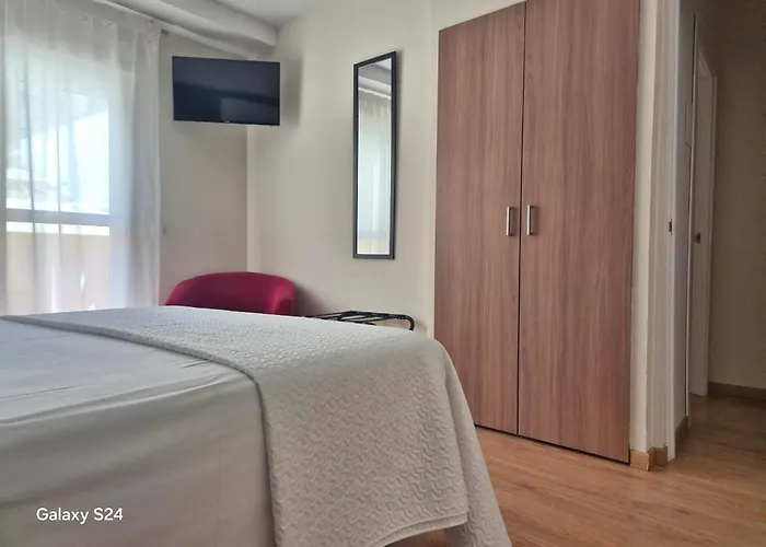 Apartamentos Santa Juliana Madryt, Hiszpania