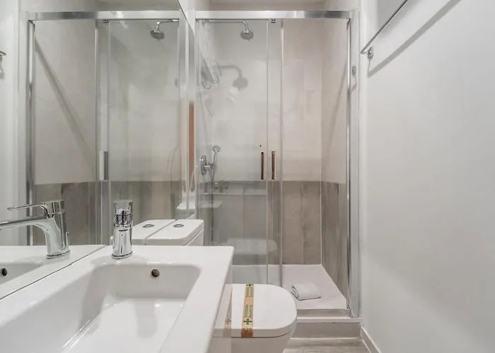 Bright And Cozy 2Bd 2Bt Granvia Apartment Madrid, Spain