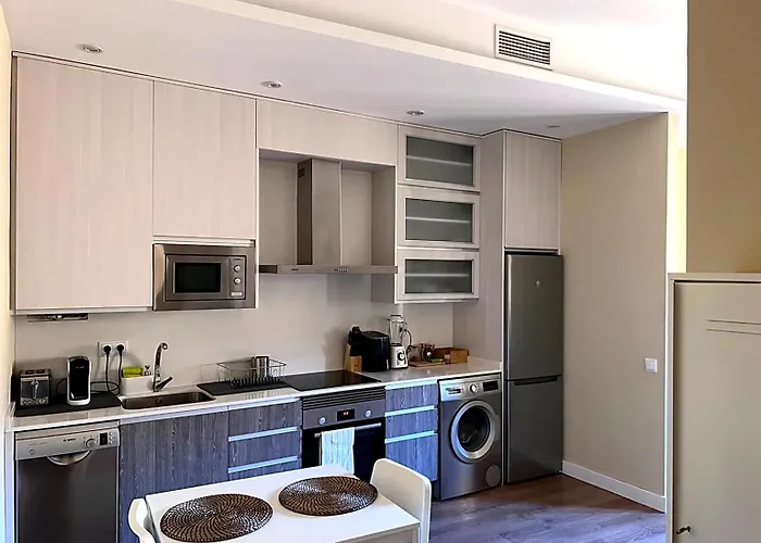 Apartment In Monumental Square Madrid Center, Spagna