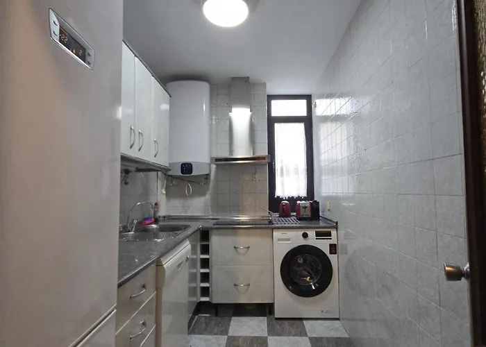 Apartamento Grande Madrid Centro Atocha Cerca AVE, Spagna