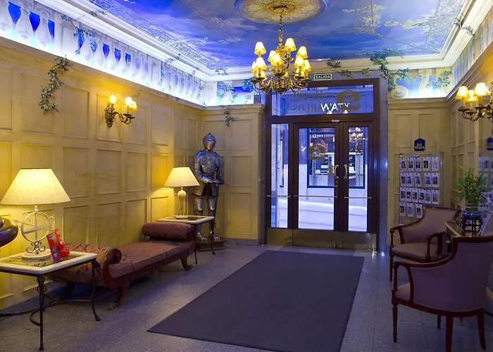 Hotel Carlos V Madrid, Spain