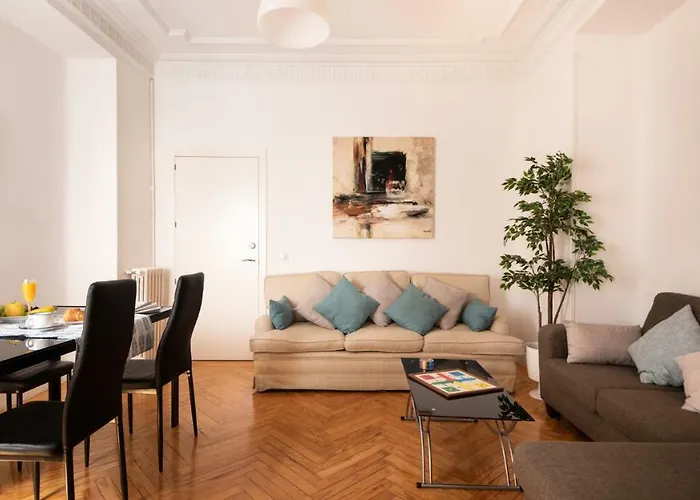 Apartamento Heima Puerta del Sol - Opera Center Madrid, España