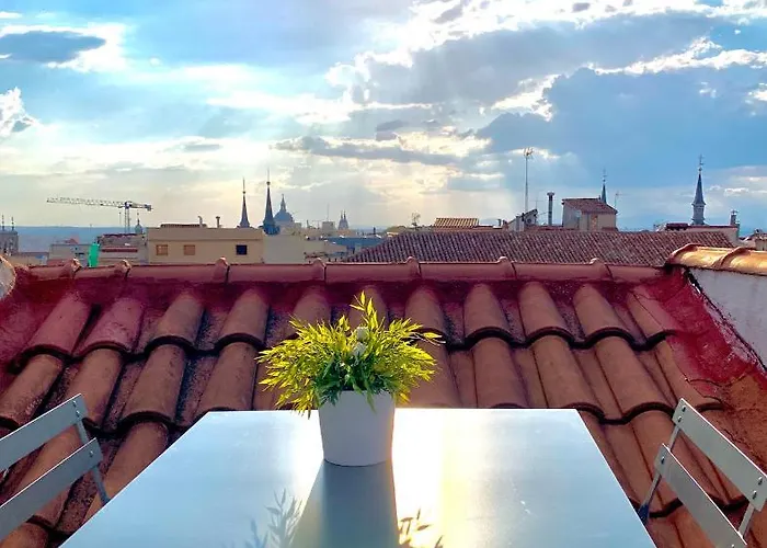 Apartamentos Por Temporada En Puerta Del Sol Madrid, Spagna